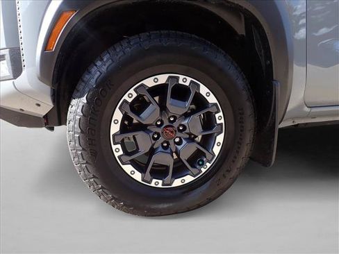 Used 2025 Nissan Frontier PRO-4X w/ Pro Premium Package AWD/4WD image 7