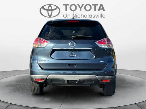 Used 2016 Nissan Rogue S AWD/4WD image 4