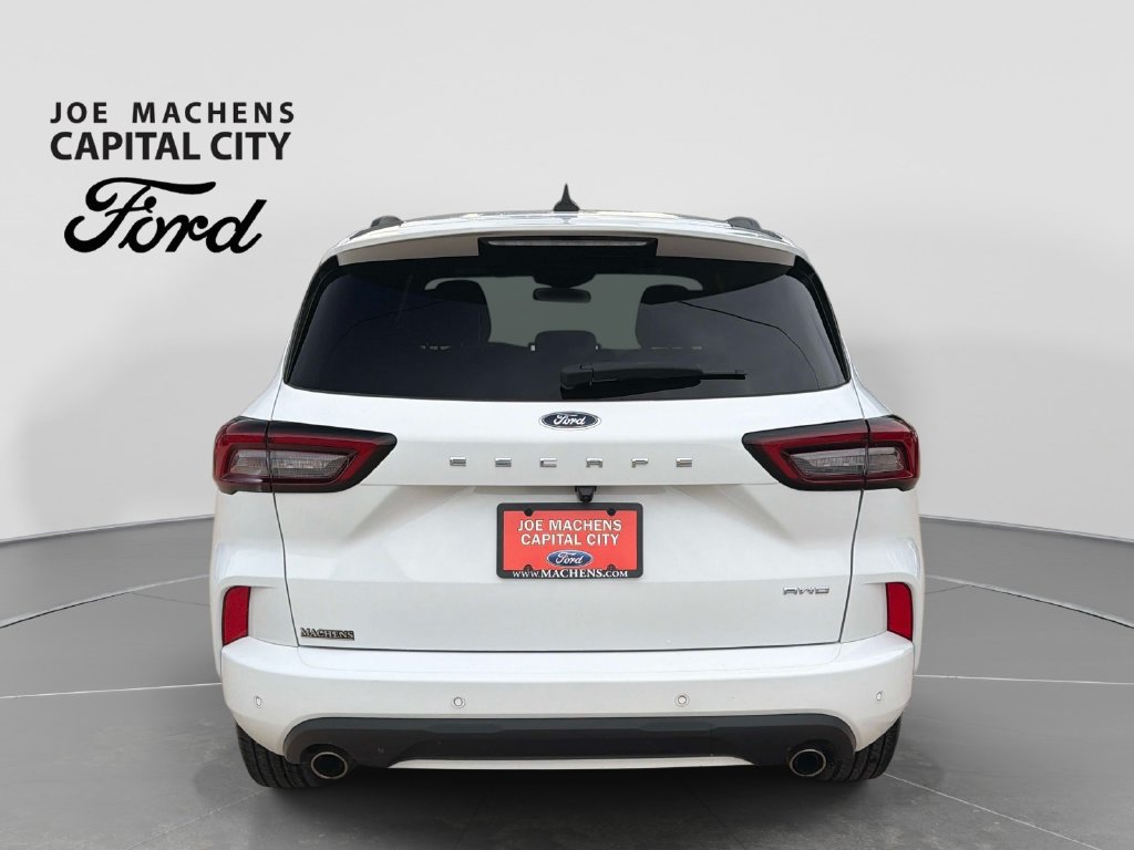 Used 2023 Ford Escape ST-Line w/ Tech Pack #1 AWD/4WD image 6