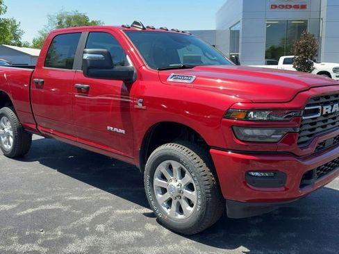 New 2026 RAM 2500 Big Horn AWD/4WD image 9