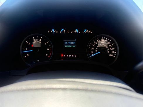 Used 2018 Ford F150 XLT AWD/4WD image 22