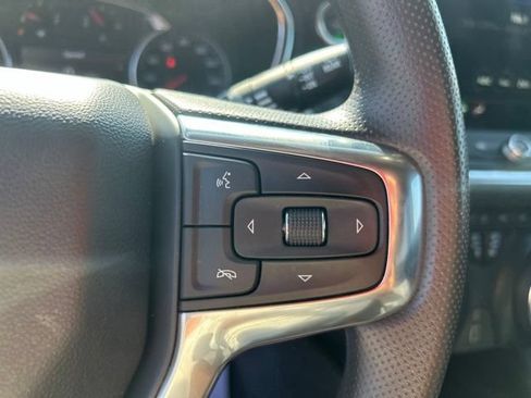 Used 2024 Chevrolet Blazer LT w/ Convenience Package FWD image 19