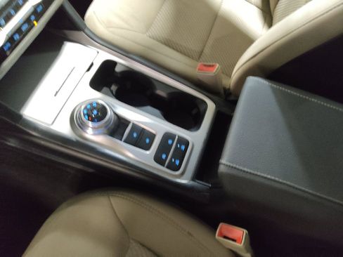 Used 2020 Ford Explorer 2WD image 26