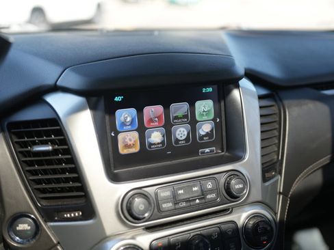 Used 2020 Chevrolet Tahoe Premier AWD/4WD image 14