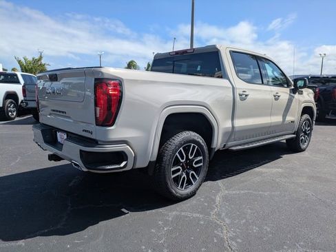 New 2026 GMC Sierra 1500 AT4 w/ AT4 Premium Package AWD/4WD image 4