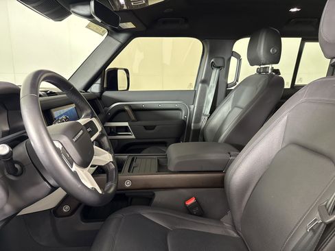 Used 2023 Land Rover Defender 110 S AWD/4WD image 5