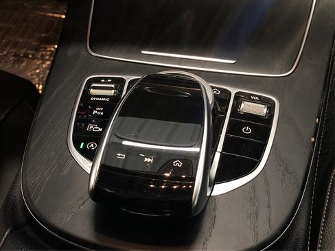 Used 2018 Mercedes-Benz E 300 image 30