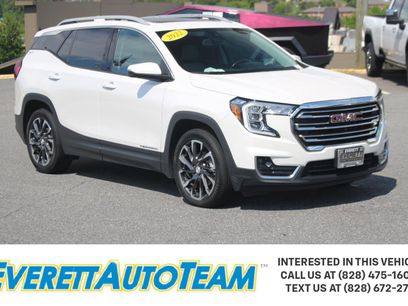 Used 2022 GMC Terrain SLT w/ Infotainment Package II