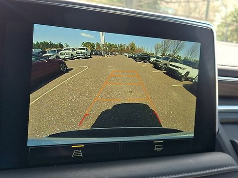 Used 2024 Chevrolet Tahoe LT AWD/4WD image 30