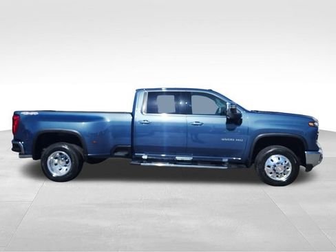 New 2026 Chevrolet Silverado 3500 LTZ w/ LTZ Plus Package AWD/4WD image 9