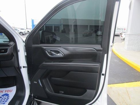 Certified 2024 Chevrolet Tahoe RST w/ Luxury Package image 23