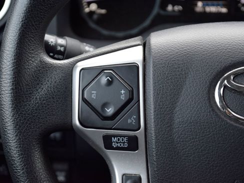 Used 2021 Toyota Tundra SR5 AWD/4WD image 9