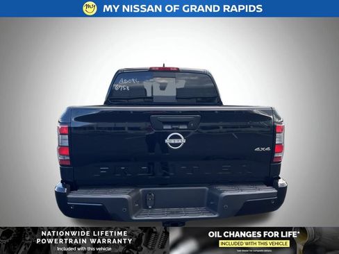 New 2026 Nissan Frontier SV w/ SV Convenience Package AWD/4WD image 4