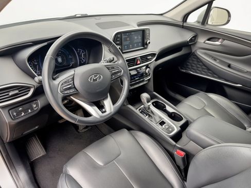 Used 2020 Hyundai Santa Fe SEL FWD image 4
