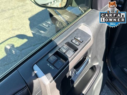 Used 2016 Toyota 4Runner 4WD image 13