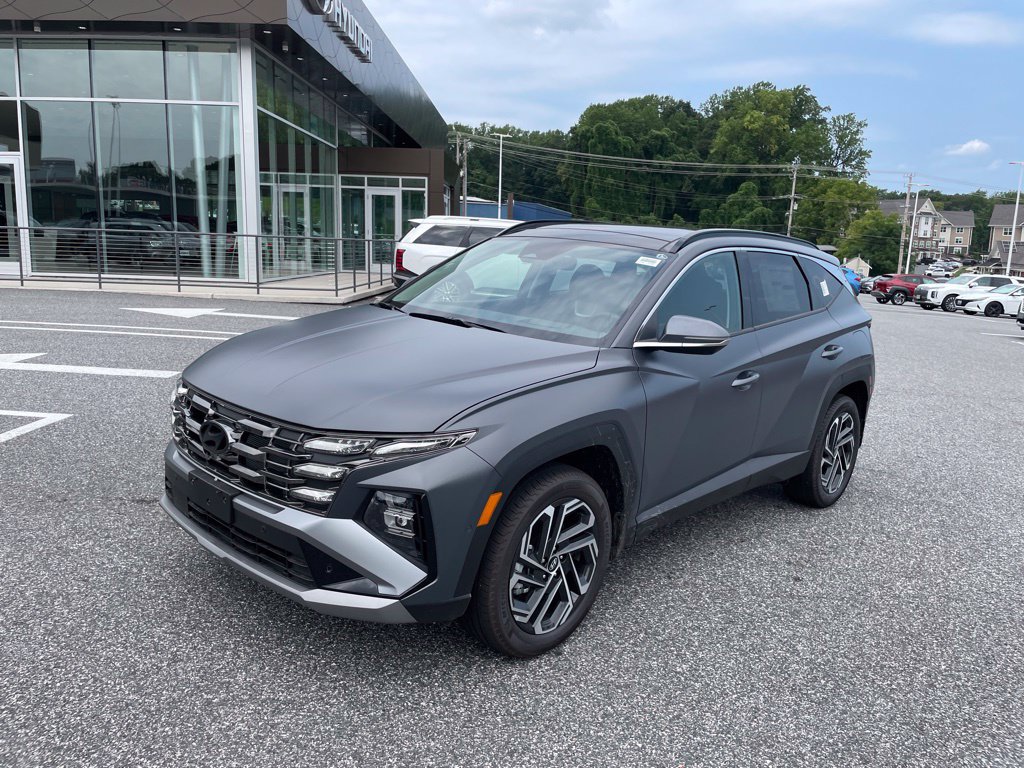 New 2026 Hyundai Tucson Limited AWD/4WD image 1
