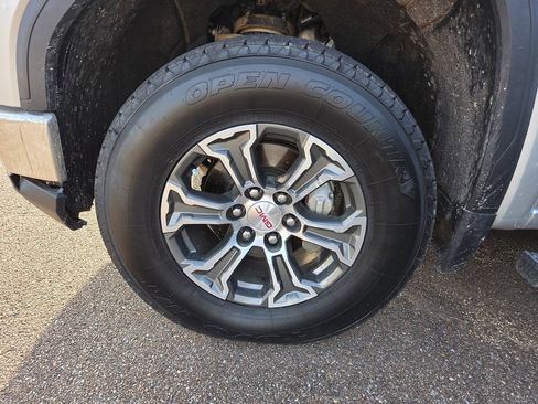 Used 2022 GMC Sierra 1500 SLE AWD/4WD image 11