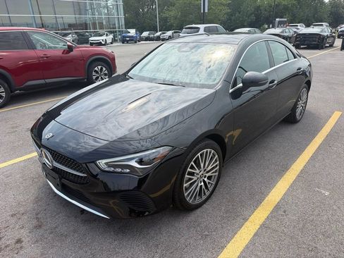 Used 2025 Mercedes-Benz CLA 250 4MATIC image 3