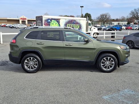 Used 2020 Jeep Cherokee Latitude Plus w/ Comfort/Convenience Group AWD/4WD image 7