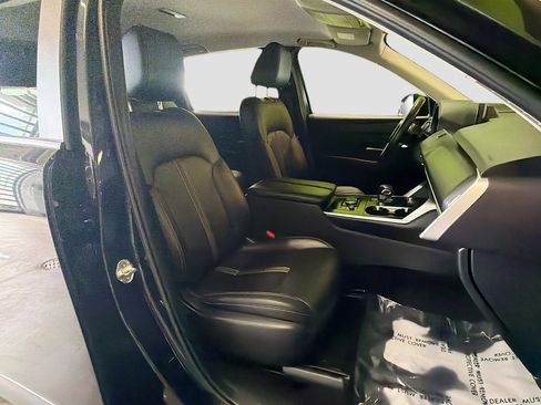 Used 2025 MAZDA CX-90 3.3 Turbo w/ Select Package image 33