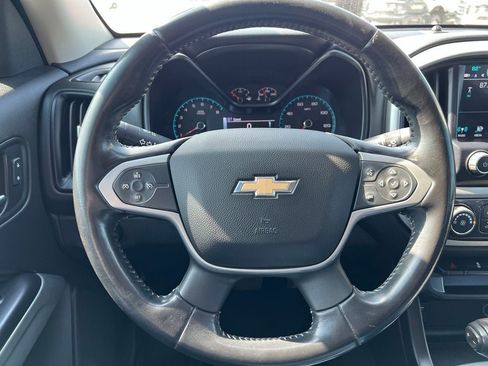 Used 2018 Chevrolet Colorado LT w/ LT Convenience Package RWD image 15