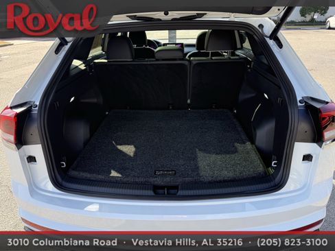 Certified 2025 Volkswagen Atlas Cross Sport SEL Premium R-Line image 11