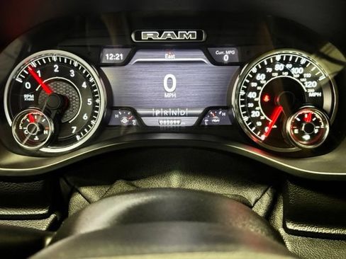 Used 2021 RAM 1500 Laramie RWD image 14