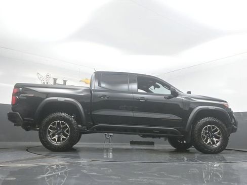 New 2026 Chevrolet Colorado ZR2 w/ Off-Road Front Bumper Package AWD/4WD image 31