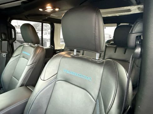 Used 2022 Jeep Wrangler Unlimited Rubicon 4xe w/ Cold Weather Group image 18