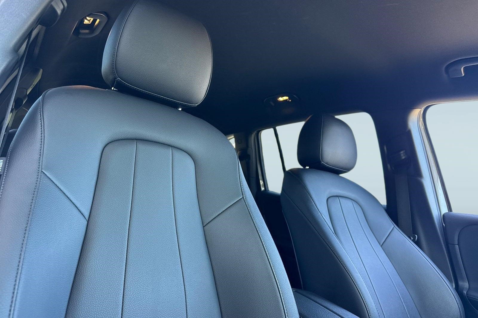 Certified 2023 Mercedes-Benz EQB 300 4MATIC image 30