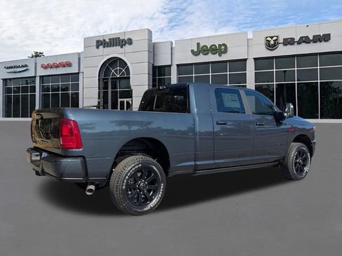 New 2026 RAM 2500 Laramie AWD/4WD image 4