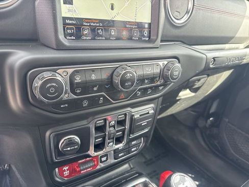 Used 2020 Jeep Wrangler Unlimited Rubicon w/ Quick Order Package 28Y Recon image 23