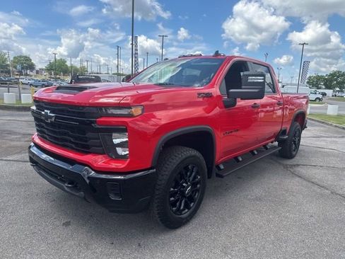 New 2026 Chevrolet Silverado 2500 Custom w/ Custom Value Package AWD/4WD image 7