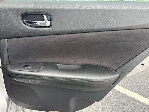 Used 2012 Nissan Maxima 3.5 S FWD image 19