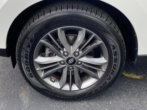 Used 2015 Hyundai Tucson SE image 13