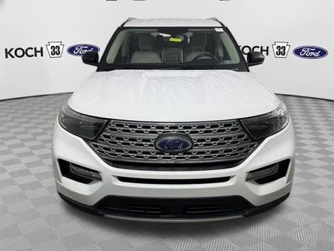 Used 2023 Ford Explorer Limited image 2