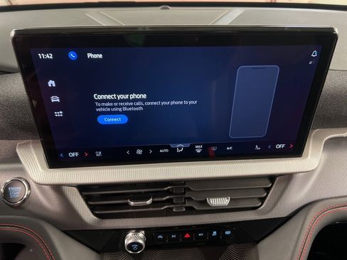 New 2026 Ford Explorer ST-Line w/ ST-Line Street Pack image 11