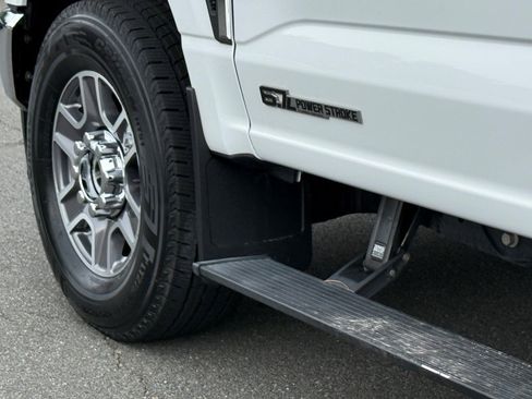 Used 2024 Ford F350 Lariat image 43