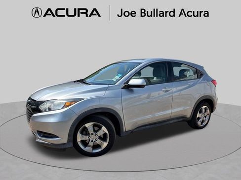 Used 2017 Honda HR-V LX image 1