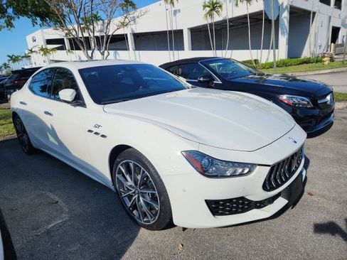 Used 2023 Maserati Ghibli GT image 2