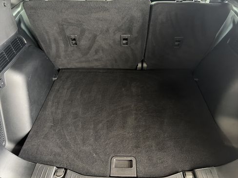 Used 2022 Ford Escape SE w/ SE Sport Appearance Package FWD image 7