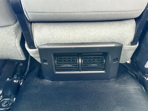 Used 2014 RAM 2500 Tradesman w/ Chrome Appearance Group AWD/4WD image 27