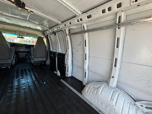 Used 2019 Chevrolet Express 2500 Extended w/ Driver Convenience Package RWD image 22