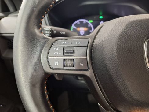 Used 2025 Honda CR-V Sport-L image 17