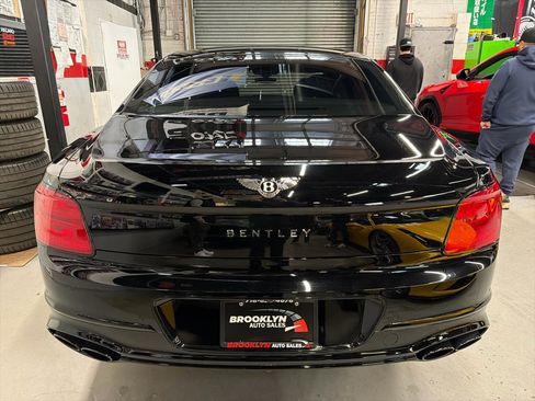 Used 2022 Bentley Flying Spur V8 image 6