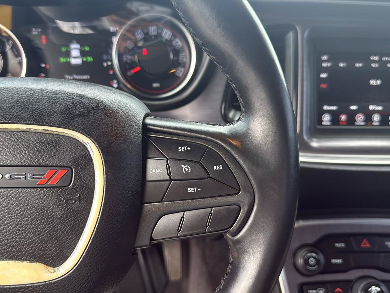 Used 2018 Dodge Challenger SXT RWD image 17