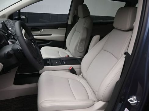 New 2026 Honda Odyssey EX-L image 32