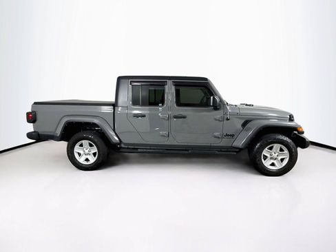 Used 2022 Jeep Gladiator Sport AWD/4WD image 6