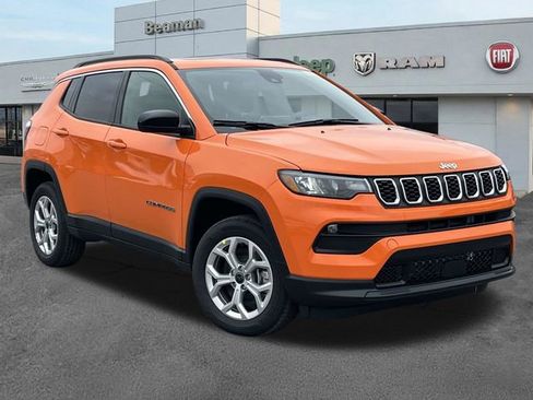 New 2026 Jeep Compass Latitude w/ Driver Assistance Group AWD/4WD image 1