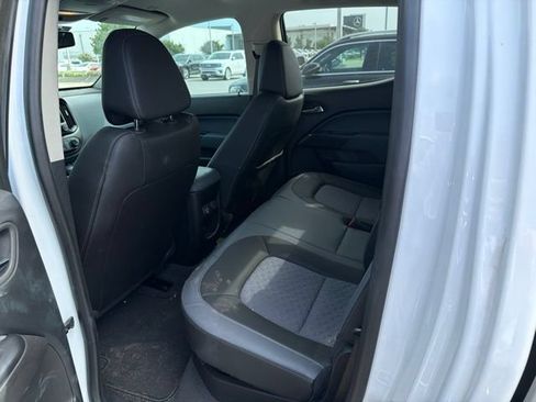 Used 2022 Chevrolet Colorado Z71 w/ Safety Package RWD image 7